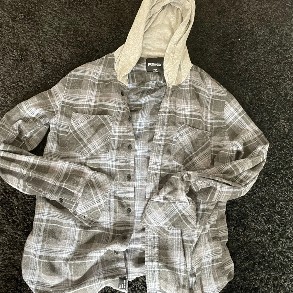 RSQ Lightweight Blue Flannel - Picture 1 of 3